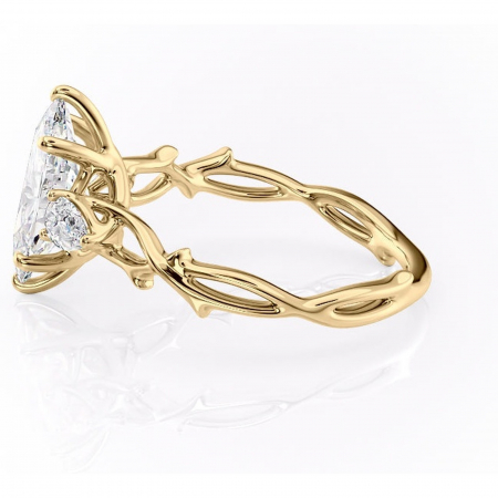 Inel de logodnă Elira din aur Galben 14kt cu moissanite tăietură marquise – Montură cu trei pietre rafinată pentru profil mediu | Personalizează și configurează gratuit online [5]