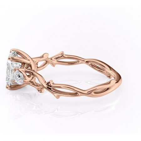 Inel de logodnă Elira din aur Rose 14kt cu moissanite tăietură asscher – Montură cu trei pietre rafinată pentru profil mediu | Personalizează și configurează gratuit online [5]