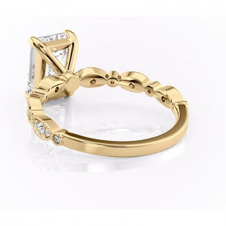Inel de logodnă Elowen din aur Galben 14kt cu moissanite tăietură smarald – Pietre laterale rafinată pentru profil înalt | Personalizează și configurează gratuit online [3]