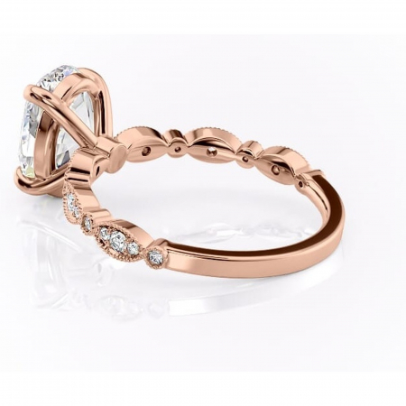 Inel de logodnă Elowen din aur Rose 14kt cu moissanite tăietură ovală – Pietre laterale rafinată pentru profil înalt | Personalizează și configurează gratuit online [4]