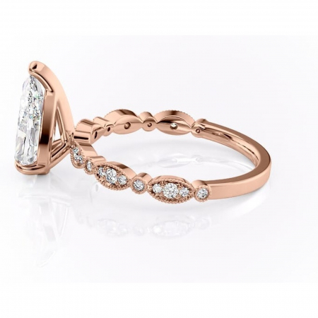 Inel de logodnă Elowen din aur Rose 18kt cu moissanite tăietură pară – Pietre laterale rafinată pentru profil înalt | Personalizează și configurează gratuit online [5]