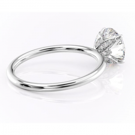 Inel de logodnă Emerald din aur Alb 14kt cu moissanite tăietură rotundă – Solitar rafinată pentru profil înalt | Personalizează și configurează gratuit online [2]