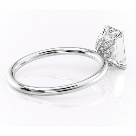 Inel de logodnă Emerald din aur Alb 14kt cu moissanite tăietură smarald – Solitar rafinată pentru profil înalt | Personalizează și configurează gratuit online [2]