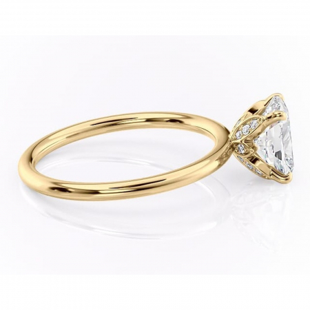 Inel de logodnă Emerald din aur Galben 14kt cu moissanite tăietură pernă – Solitar rafinată pentru profil înalt | Personalizează și configurează gratuit online [1]