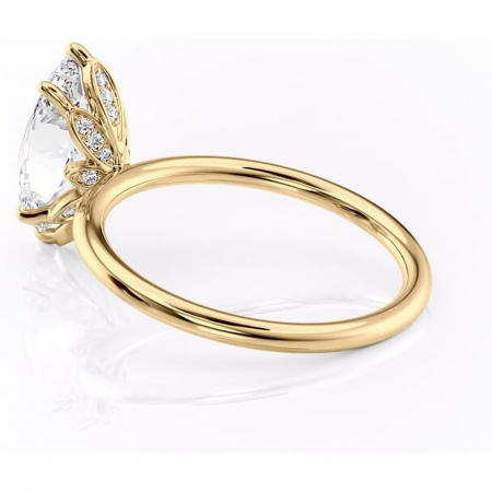 Inel de logodnă Emerald din aur Galben 14kt cu moissanite tăietură marquise – Solitar rafinată pentru profil înalt | Personalizează și configurează gratuit online [4]