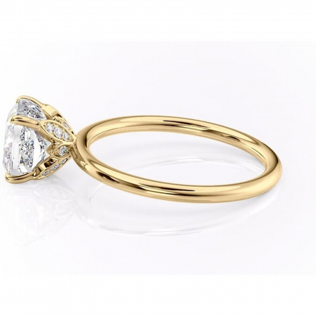 Inel de logodnă Emerald din aur Galben 14kt cu moissanite tăietură pernă – Solitar rafinată pentru profil înalt | Personalizează și configurează gratuit online [5]