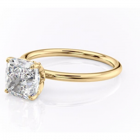 Inel de logodnă Emerald din aur Galben 14kt cu moissanite tăietură pernă – Solitar rafinată pentru profil înalt | Personalizează și configurează gratuit online [6]