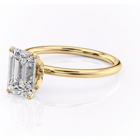 Inel de logodnă Emerald din aur Galben 14kt cu moissanite tăietură smarald – Solitar rafinată pentru profil înalt | Personalizează și configurează gratuit online [6]