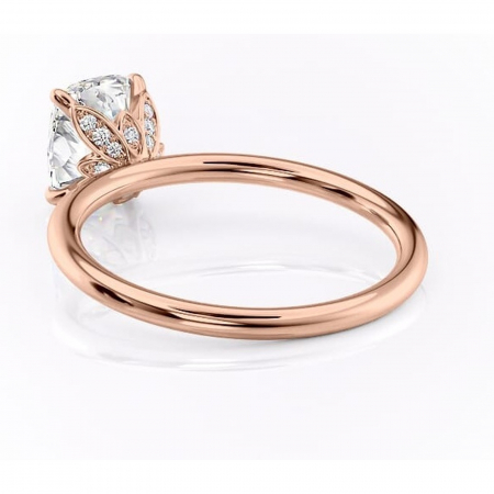 Inel de logodnă Emerald din aur Rose 14kt cu moissanite tăietură pernă – Solitar rafinată pentru profil înalt | Personalizează și configurează gratuit online [3]