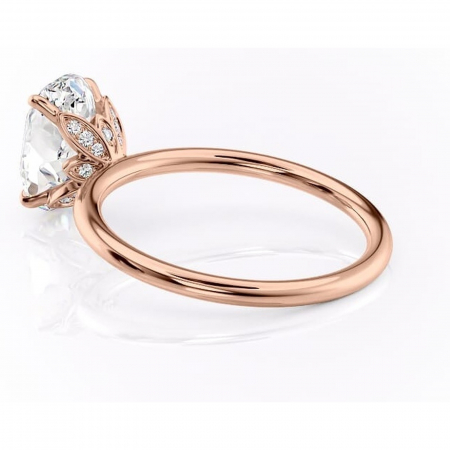 Inel de logodnă Emerald din aur Rose 14kt cu moissanite tăietură ovală – Solitar rafinată pentru profil înalt | Personalizează și configurează gratuit online [4]