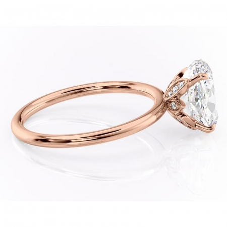 Inel de logodnă Emerald din aur Rose 14kt cu moissanite tăietură ovală – Solitar rafinată pentru profil înalt | Personalizează și configurează gratuit online [1]