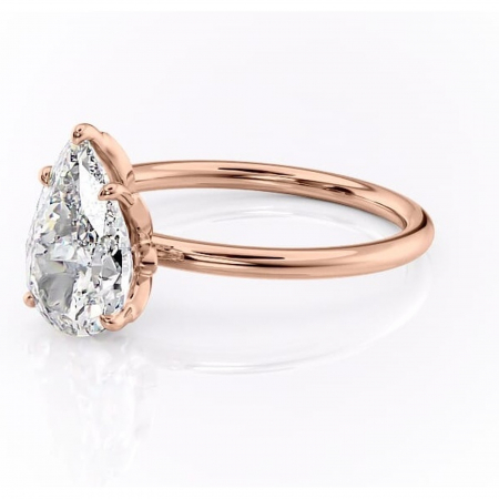 Inel de logodnă Emerald din aur Rose 14kt cu moissanite tăietură pară – Solitar rafinată pentru profil înalt | Personalizează și configurează gratuit online [6]