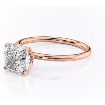 Inel de logodnă Emerald din aur Rose 14kt cu moissanite tăietură pernă – Solitar rafinată pentru profil înalt | Personalizează și configurează gratuit online [6]