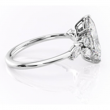 Inel de logodnă Emmeline din aur Alb 14kt cu moissanite tăietură marquise – Pietre laterale rafinată pentru profil mediu | Personalizează și configurează gratuit online [1]
