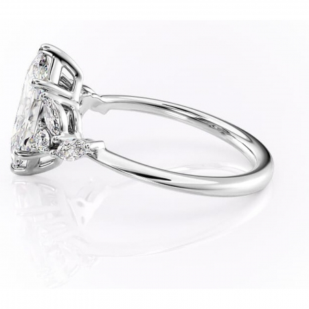 Inel de logodnă Emmeline din aur Alb 14kt cu moissanite tăietură marquise – Pietre laterale rafinată pentru profil mediu | Personalizează și configurează gratuit online [5]