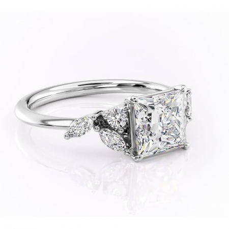 Princess - Inel de logodnă Emmeline din aur Alb 14kt cu moissanite tăietură princess – Pietre laterale rafinată pentru profil mediu | Personalizează și configurează gratuit online