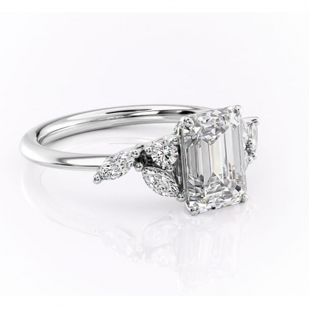 Smarald - Inel de logodnă Emmeline din aur Alb 14kt cu moissanite tăietură smarald – Pietre laterale rafinată pentru profil mediu | Personalizează și configurează gratuit online