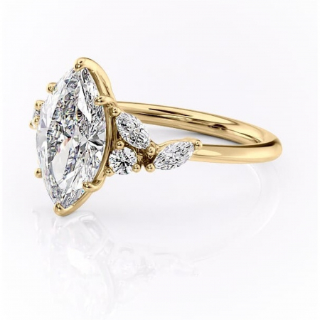 Inel de logodnă Emmeline din aur Galben 14kt cu moissanite tăietură marquise – Pietre laterale rafinată pentru profil mediu | Personalizează și configurează gratuit online [6]