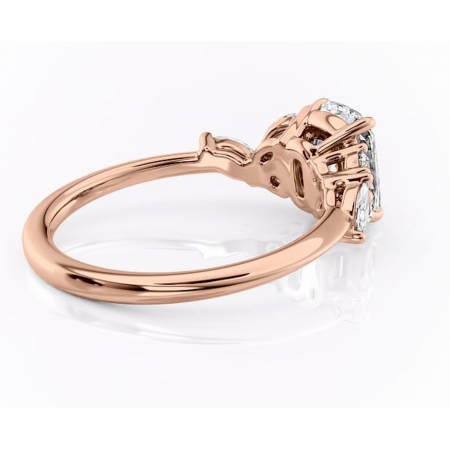 Inel de logodnă Emmeline din aur Rose 14kt cu moissanite tăietură asscher – Pietre laterale rafinată pentru profil mediu | Personalizează și configurează gratuit online [2]