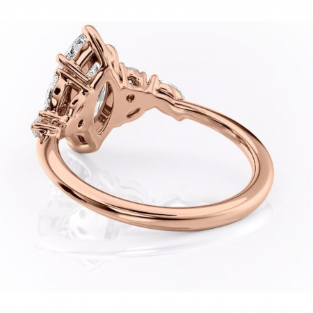 Inel de logodnă Emmeline din aur Rose 18kt cu moissanite tăietură marquise – Pietre laterale rafinată pentru profil mediu | Personalizează și configurează gratuit online [3]