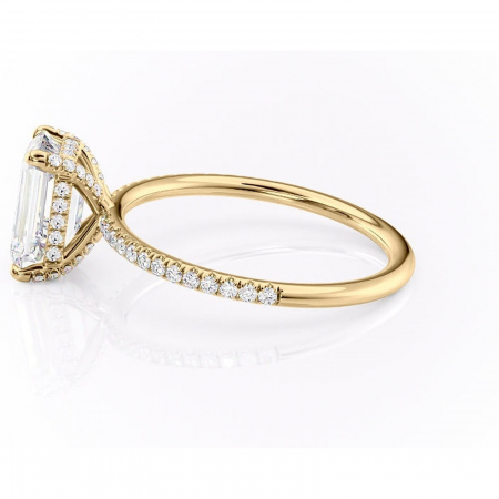 Inel de logodnă Estelle din aur Galben 14kt cu moissanite tăietură smarald – Montură pavé rafinată pentru profil înalt | Personalizează și configurează gratuit online [5]