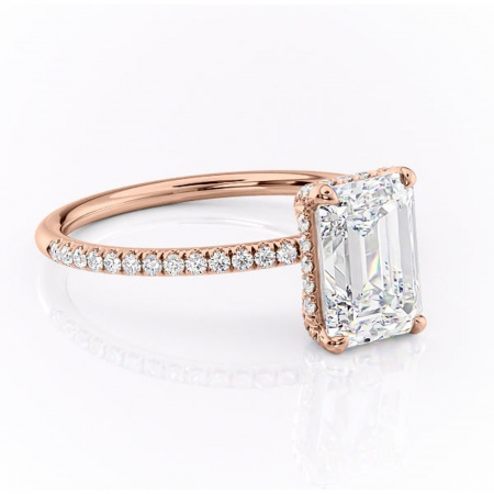 Aur roz - Inel de logodnă Estelle din aur Rose 18kt cu moissanite tăietură smarald – Montură pavé rafinată pentru profil înalt | Personalizează și configurează gratuit online