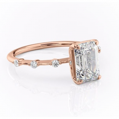 18K - Inel de logodnă Evelina din aur Rose 18kt cu moissanite tăietură smarald – Solitar rafinată pentru profil mediu | Personalizează și configurează gratuit online
