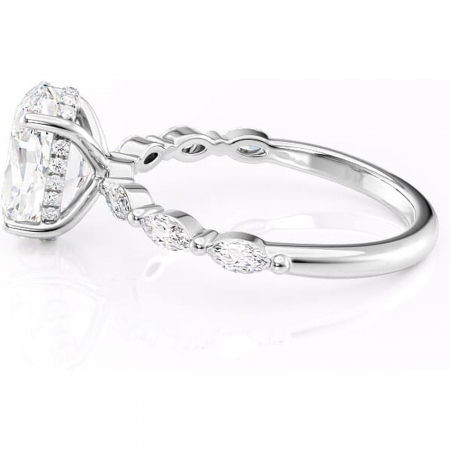 Inel de logodnă Everly din aur Alb 14kt cu moissanite tăietură ovală – Pietre laterale rafinată pentru profil înalt | Personalizează și configurează gratuit online [5]