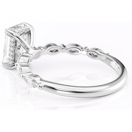 Inel de logodnă Everly din aur Alb 14kt cu moissanite tăietură radiantă – Pietre laterale rafinată pentru profil înalt | Personalizează și configurează gratuit online [4]