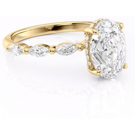 Ovală - Inel de logodnă Everly din aur Galben 18kt cu moissanite tăietură ovală – Pietre laterale rafinată pentru profil înalt | Personalizează și configurează gratuit online