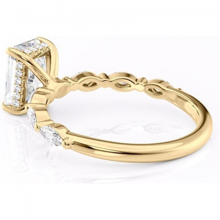 Inel de logodnă Everly din aur Galben 18kt cu moissanite tăietură radiantă – Pietre laterale rafinată pentru profil înalt | Personalizează și configurează gratuit online [4]