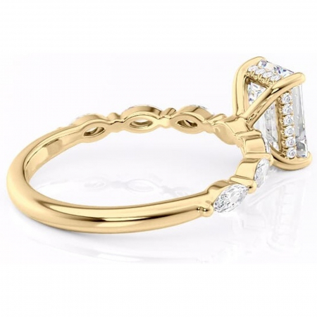 Inel de logodnă Everly din aur Galben 14kt cu moissanite tăietură smarald – Pietre laterale rafinată pentru profil înalt | Personalizează și configurează gratuit online [2]