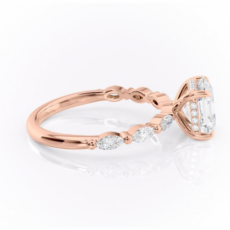 Inel de logodnă Everly din aur Rose 14kt cu moissanite tăietură asscher – Pietre laterale rafinată pentru profil înalt | Personalizează și configurează gratuit online [1]