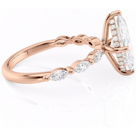 Inel de logodnă Everly din aur Rose 18kt cu moissanite tăietură marquise – Pietre laterale rafinată pentru profil înalt | Personalizează și configurează gratuit online [1]