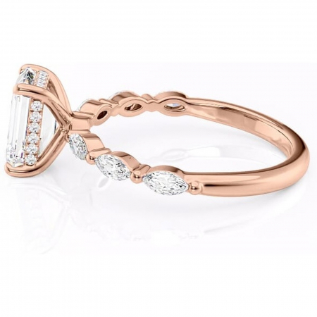 Inel de logodnă Everly din aur Rose 14kt cu moissanite tăietură smarald – Pietre laterale rafinată pentru profil înalt | Personalizează și configurează gratuit online [5]