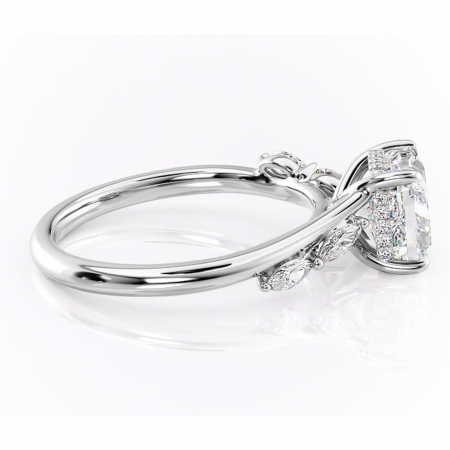 Inel de logodnă Faelynn din aur Alb 18kt cu moissanite tăietură pernă – Pietre laterale rafinată pentru profil înalt | Personalizează și configurează gratuit online [1]