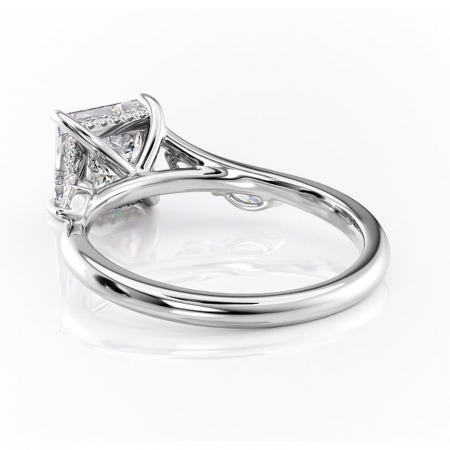 Inel de logodnă Faelynn din aur Alb 14kt cu moissanite tăietură princess – Pietre laterale rafinată pentru profil înalt | Personalizează și configurează gratuit online [3]