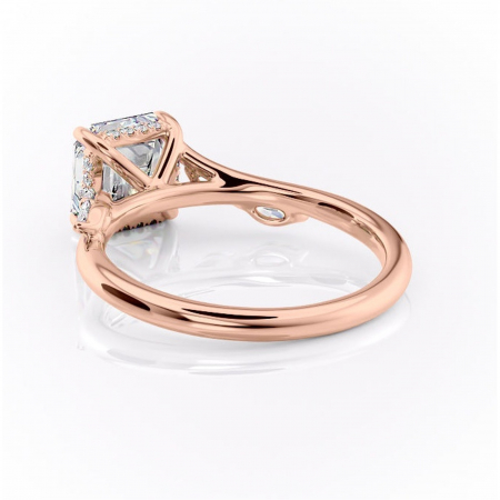 Inel de logodnă Faelynn din aur Rose 18kt cu moissanite tăietură asscher – Pietre laterale rafinată pentru profil înalt | Personalizează și configurează gratuit online [3]