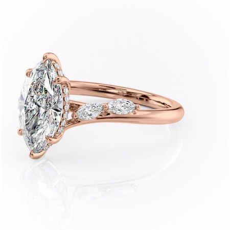 Inel de logodnă Faelynn din aur Rose 14kt cu moissanite tăietură marquise – Pietre laterale rafinată pentru profil înalt | Personalizează și configurează gratuit online [6]