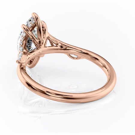 Inel de logodnă Faelynn din aur Rose 14kt cu moissanite tăietură marquise – Pietre laterale rafinată pentru profil înalt | Personalizează și configurează gratuit online [3]