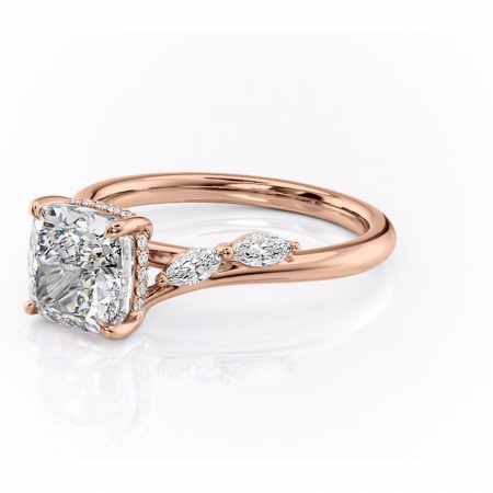 Inel de logodnă Faelynn din aur Rose 14kt cu moissanite tăietură pernă – Pietre laterale rafinată pentru profil înalt | Personalizează și configurează gratuit online [6]