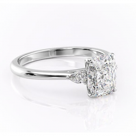 Pernă alungită - Inel de logodnă Felicity din aur Alb 14kt cu moissanite tăietură asscher – Solitar rafinată pentru profil înalt | Personalizează și configurează gratuit online