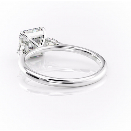 Inel de logodnă Felicity din aur Alb 14kt cu moissanite tăietură asscher – Solitar rafinată pentru profil înalt | Personalizează și configurează gratuit online [3]