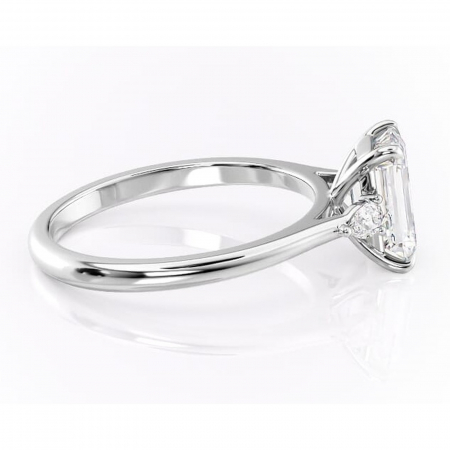 Inel de logodnă Felicity din aur Alb 14kt cu moissanite tăietură smarald – Solitar rafinată pentru profil înalt | Personalizează și configurează gratuit online [1]