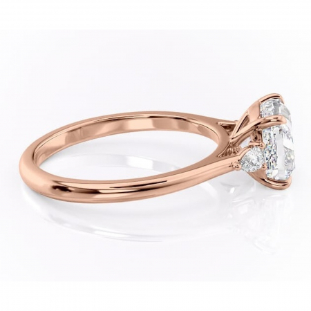 Inel de logodnă Felicity din aur Rose 14kt cu moissanite tăietură pernă – Solitar rafinată pentru profil înalt | Personalizează și configurează gratuit online [1]