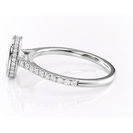 Inel de logodnă Fernelle din aur Alb 14kt cu moissanite tăietură pernă – Montură închisă rafinată pentru profil înalt | Personalizează și configurează gratuit online [5]