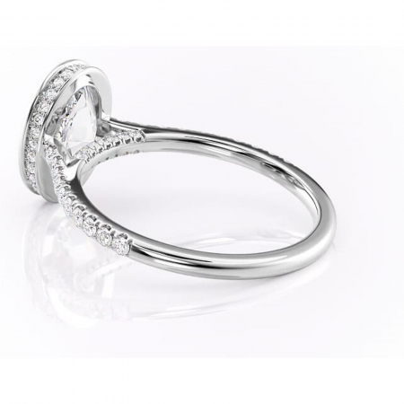 Inel de logodnă Fernelle din aur Alb 14kt cu moissanite tăietură ovală – Montură închisă rafinată pentru profil înalt | Personalizează și configurează gratuit online [4]