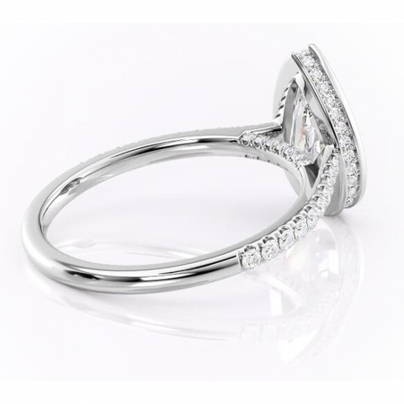 Inel de logodnă Fernelle din aur Alb 18kt cu moissanite tăietură pară – Montură închisă rafinată pentru profil înalt | Personalizează și configurează gratuit online [2]