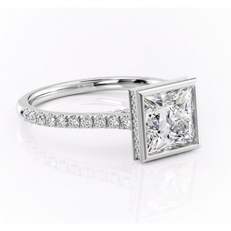 18K - Inel de logodnă Fernelle din aur Alb 18kt cu moissanite tăietură princess – Montură închisă rafinată pentru profil înalt | Personalizează și configurează gratuit online