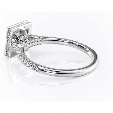 Inel de logodnă Fernelle din aur Alb 18kt cu moissanite tăietură princess – Montură închisă rafinată pentru profil înalt | Personalizează și configurează gratuit online [4]